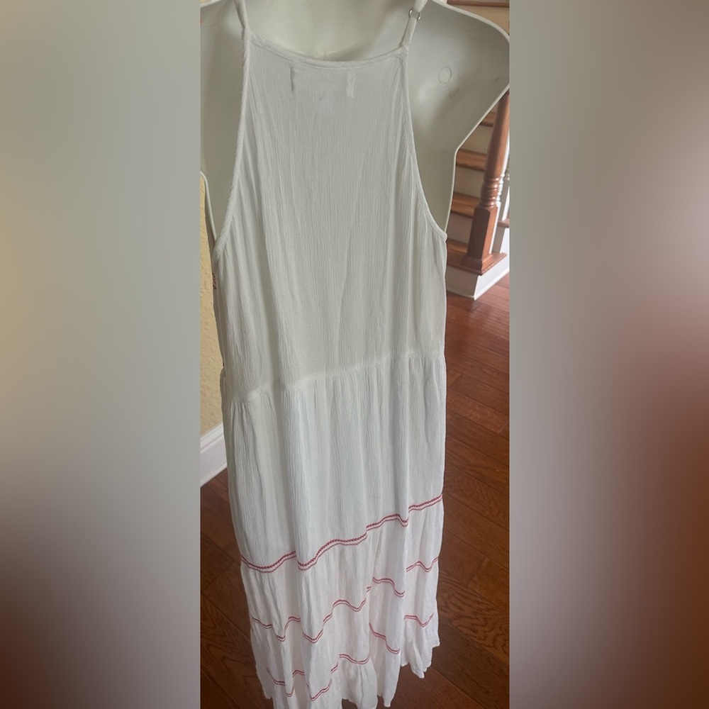 Band of Gypsies Saks White Maxi Dress with Red Embroidery SMALL - Picture 3 of 3